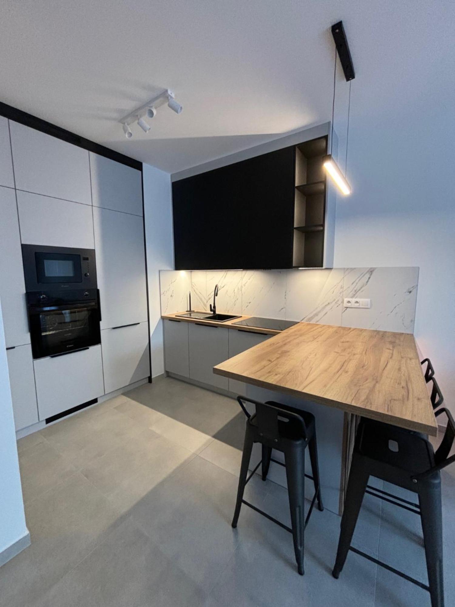 Kima Apartamenty Atal Szybowcowa 33 คาโตวีตเซ ภายนอก รูปภาพ